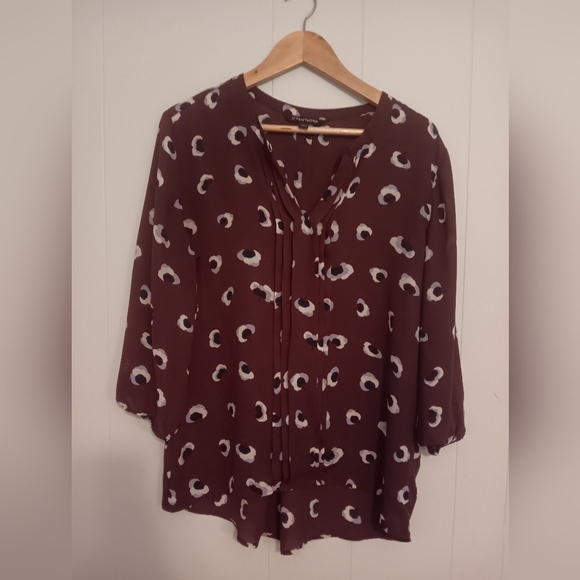 41 Hawthorn Tops - ☮️ 5/$25 LAST CHANCE ☮️ Hawthorne large burgandy 3/4 sleeve blouse